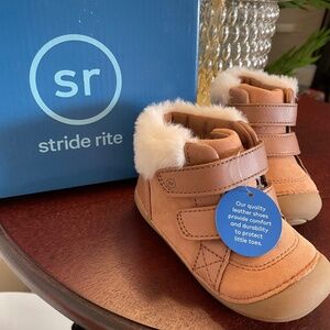Stride Rite all- leather Sm Martin little boys boots sz. 5M